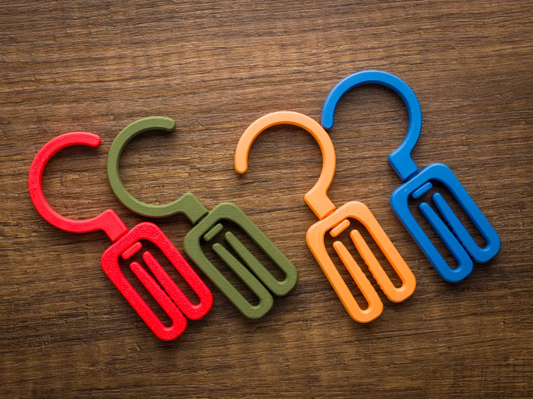 3D Baskı Eldiven & Aksesuar Asma Kankası — Renkli, Pratik, Dayanıklı